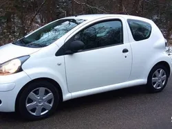 Używany 2011 Toyota Aygo Hatchback | 11 000 zł (Uczciwa cena)
