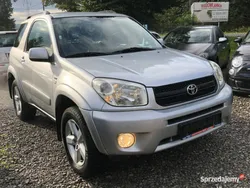 Srebrny (metalik) Używany 2005 Toyota RAV4 SUV | 24 900 zł (Uczciwa cena)