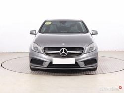Szary Używany 2015 Mercedes A250 Hatchback | 67 999 zł