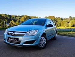 Niebieski Używany 2009 Opel Astra Hatchback | 9500 zł (Uczciwa cena)