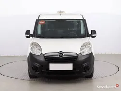 Biały Używany 2012 Opel Combo Minivan | 16 499 zł (Uczciwa cena)