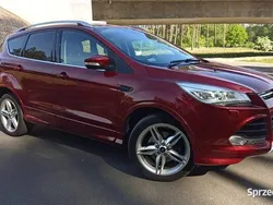 Bordowy Używany 2015 Ford Kuga SUV | 54 000 zł (Uczciwa cena)