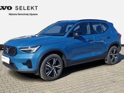 Niebieski Używany 2025 Volvo XC40 SUV | 171 900 zł (Uczciwa cena)