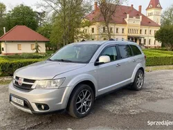 Srebrny Używany 2014 Fiat Freemont SUV | 34 500 zł (Uczciwa cena)