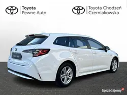 Biały Używany 2019 Toyota Corolla Comfort Kombi | 69 900 zł (Dość drogi)