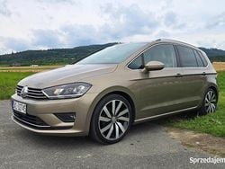 Złoty Używany 2015 VW Golf VII Highline Sedan/Limuzyna | 43 300 zł (Dość drogi)