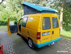 Żółty Używany 1999 Peugeot Expert Van | 34 900 zł