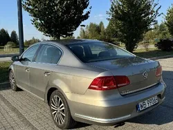Beżowy Używany 2013 VW Passat Sedan/Limuzyna | 28 900 zł (Dobra cena)