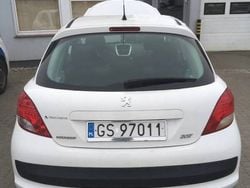 Biały Używany 2011 Peugeot 207 Hatchback | 11 000 zł (Uczciwa cena)