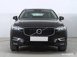 Czarny Używany 2019 Volvo XC60 SUV | 135 999 zł (Drogi)