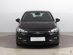 Czarny Używany 2016 Opel Astra Kombi | 40 999 zł (Dość drogi)