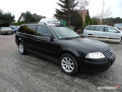 Czarny Używany 2005 VW Passat Sedan/Limuzyna | 11 900 zł