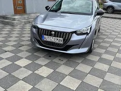Używany 2022 Peugeot 208 Hatchback | 58 900 zł (Drogi)