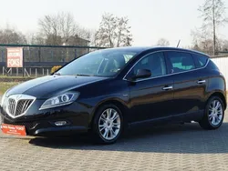 Czarny Używany 2010 Lancia Delta Hatchback | 13 900 zł
