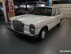 Biały Używany 1970 Mercedes W114 Sedan/Limuzyna | 25 900 zł