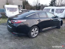 Czarny Używany 2015 Kia Optima Hybrid 2 Sedan/Limuzyna | 46 000 zł