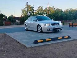 Srebrny Używany 2002 Audi A4 Sedan/Limuzyna | 14 900 zł (Dość drogi)