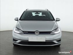 Srebrny Używany 2019 VW Golf VII Kombi | 59 999 zł (Uczciwa cena)