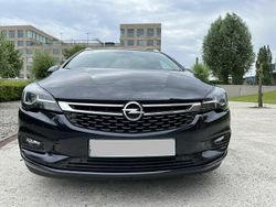 Niebieski Używany 2018 Opel Astra Sport Kombi | 35 000 zł (Uczciwa cena)
