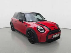 Czerwony Używany 2021 Mini Cooper S Hatchback | 93 500 zł (Uczciwa cena)