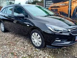 Czarny Używany 2018 Opel Astra Kombi | 43 900 zł (Drogi)