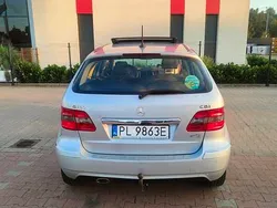 Srebrny Używany 2009 Mercedes B180 Minivan | 22 000 zł (Uczciwa cena)