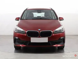 Czerwony Używany 2019 BMW 218 Gran Tourer Minivan | 51 999 zł