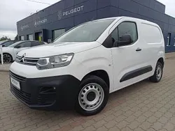 Biały Używany 2022 Citroën Berlingo Minivan | 61 488 zł (Uczciwa cena)