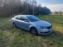 Srebrny Używany 2017 Skoda Octavia Ambition Sedan/Limuzyna | 45 999 zł (Uczciwa cena)