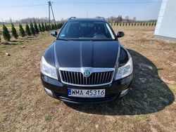 Czarny Używany 2010 Skoda Octavia Kombi | 18 500 zł (Dość drogi)