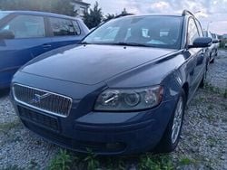 Szary Używany 2005 Volvo V50 Kombi | 10 900 zł