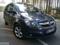 Szary (metalik) Używany 2006 Opel Zafira Cosmo Minivan | 19 900 zł (Drogi)