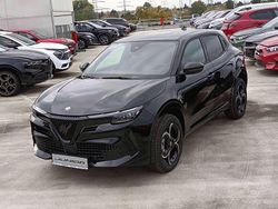 Lakier pastelowy czarny tortora Nowe 2025 Alfa Romeo Junior SUV | 137 686 zł