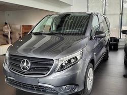 Grafitowy Używany 2022 Mercedes Vito Minivan | 200 000 zł