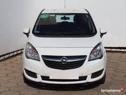Biały Używany 2017 Opel Meriva Minivan | 32 999 zł (Uczciwa cena)