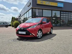 Czerwony Używany 2017 Toyota Aygo Hatchback | 29 999 zł (Dobra cena)