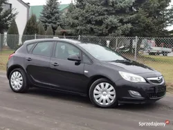 Czarny Używany 2010 Opel Astra Hatchback | 19 900 zł (Uczciwa cena)