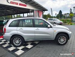 Srebrny Używany 2001 Toyota RAV4 SUV | 23 900 zł (Uczciwa cena)