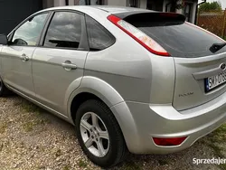 Srebrny Używany 2008 Ford Focus Hatchback | 13 000 zł (Dość drogi)