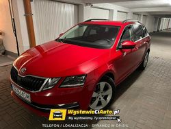 Czerwony Używany 2018 Skoda Octavia Kombi | 48 800 zł