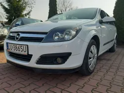 Biały Używany 2006 Opel Astra Kombi | 5300 zł (Dobra cena)