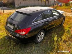 Czarny Używany 2017 Mercedes CLA180 Shooting Brake Kombi | 21 300 zł