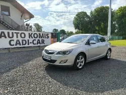 Srebrny Używany 2010 Opel Astra Hatchback | 22 900 zł
