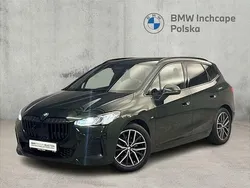 Sanremo green metallic metalizowany Używany 2022 BMW 218 Shadowline Minivan | 119 900 zł (Dość drogi)