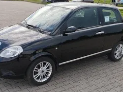 Czarny Używany 2009 Lancia Ypsilon Hatchback | 8900 zł