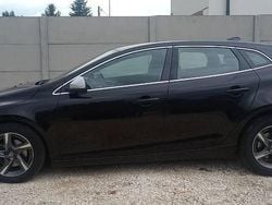 Używany 2015 Volvo V40 R-Design Kombi | 37 900 zł (Uczciwa cena)