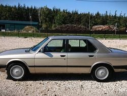 Używany 1983 BMW 528 | 35 000 zł