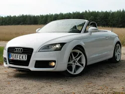 Biały (metalik) Używany 2010 Audi TT Kabriolet | 45 999 zł