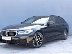 Black sapphire metallic metalizowany Używany 2023 BMW 520 Shadowline Kombi | 254 900 zł