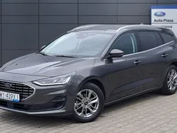 Grafitowy Używany 2022 Ford Focus Titanium Sedan/Limuzyna | 99 900 zł